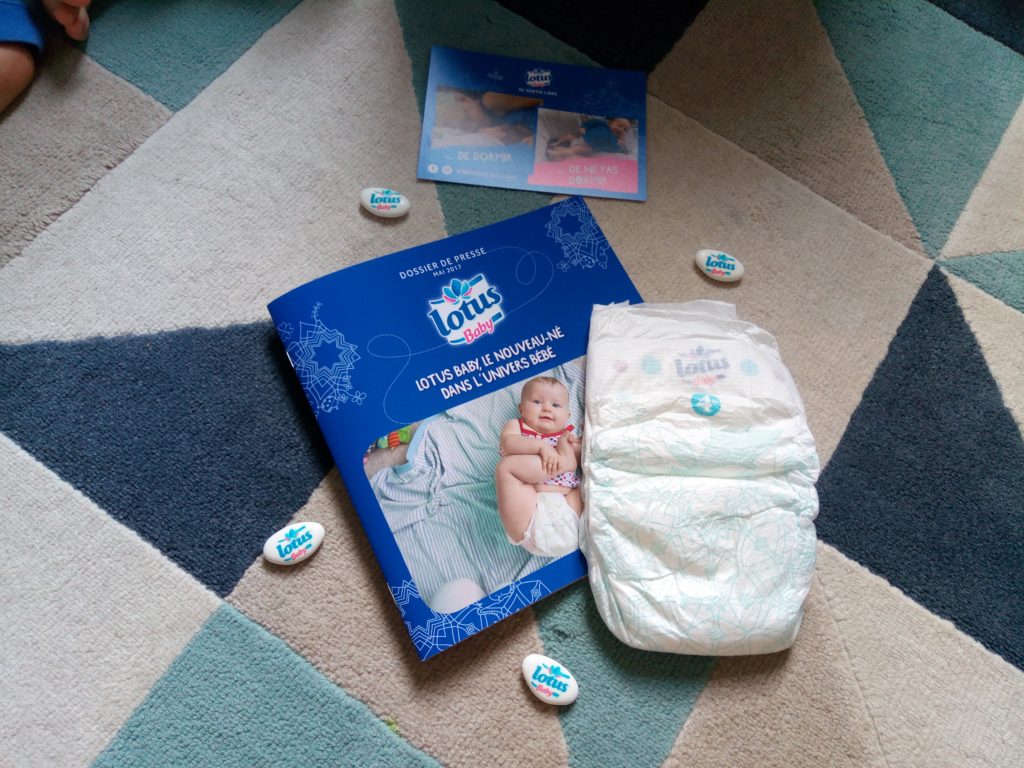 Test } Des fesses au sec avec les couches Lotus Baby - Le Blog de